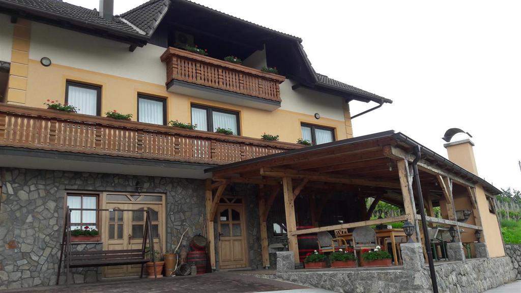 Apartament Tourist Farm Skrbina Otočec Zewnętrze zdjęcie