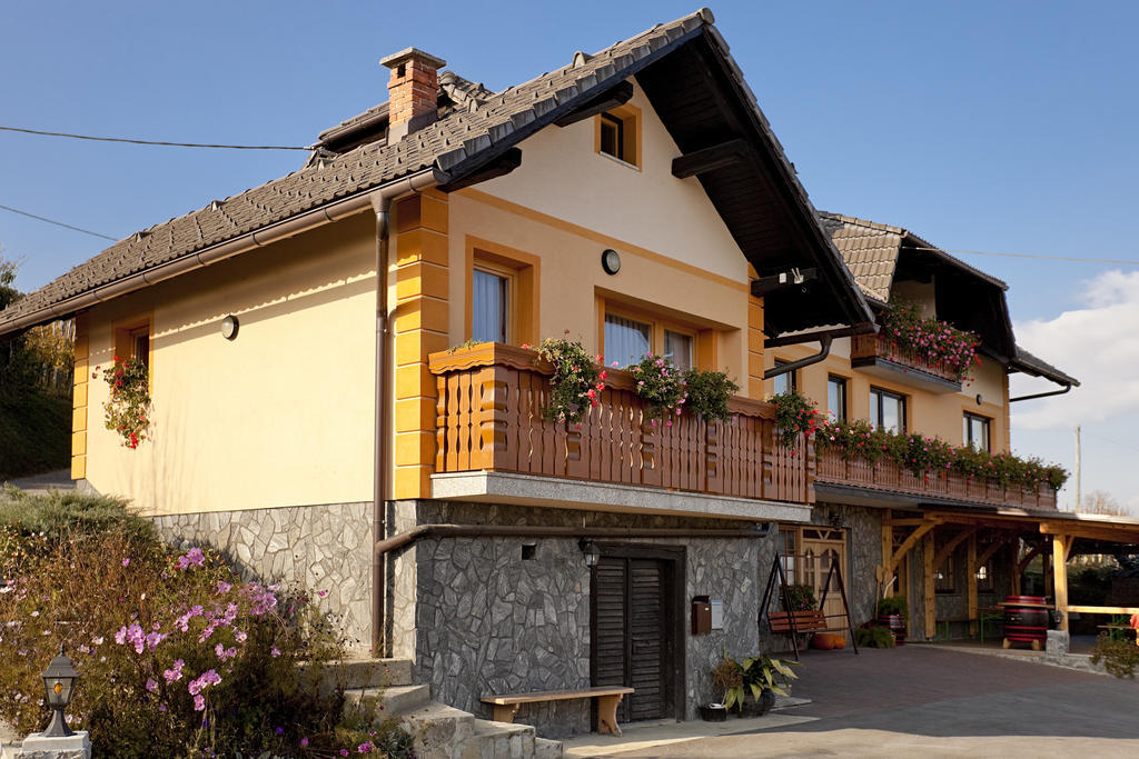 Apartament Tourist Farm Skrbina Otočec Pokój zdjęcie